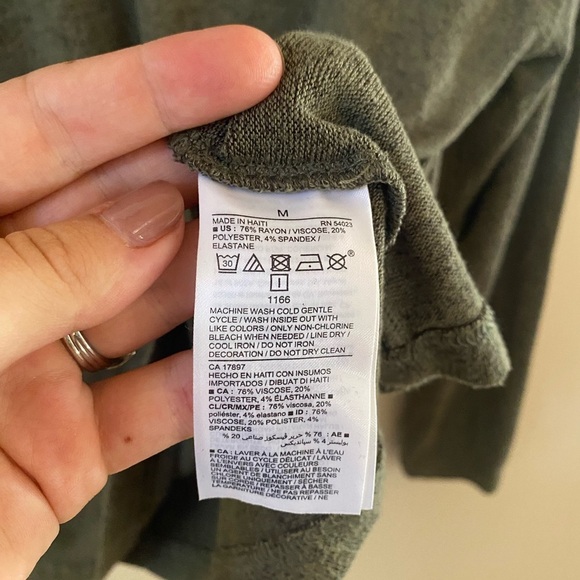 OLD NAVY WOMENS SLOUCHY V NECK OLIVE GREEN HEATHER SWEATER LIGHTWEIGHT COZY - Picture 4 of 5